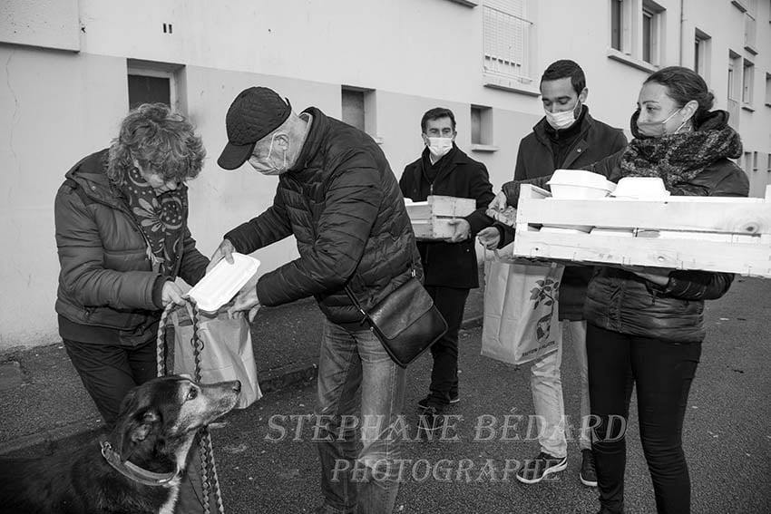 Des repas gastronomiques et des paniers festifs distribués par les Cuisiniers Solidaires à Vannes